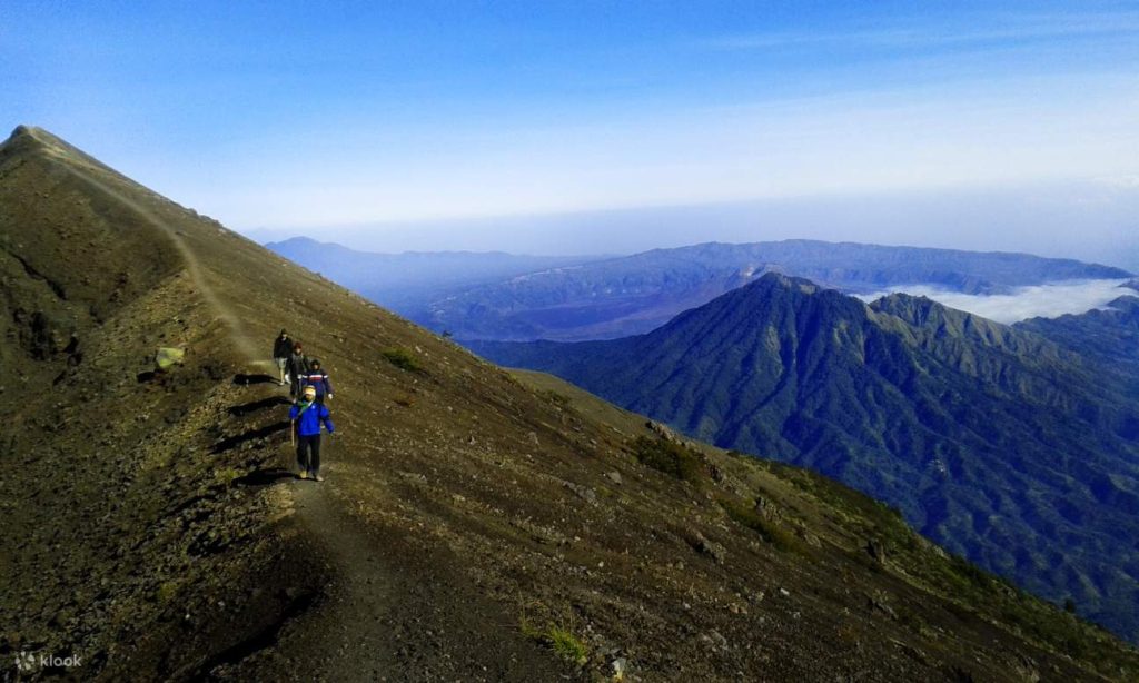 pendakiansunrisegunungagungdibali
